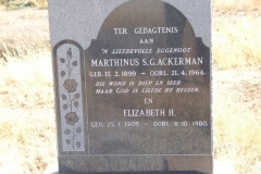 Ackerman, Marthinus SG born 17 February 1899 died 21 April 1964 + Elizabeth born 25 January 1905 died 11 October 1980