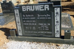 Bruwer, Johan Wilhelm + Francina nee Mostert