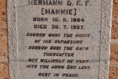 Jeppe, Hermann Mannie