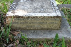 Inscription illegible